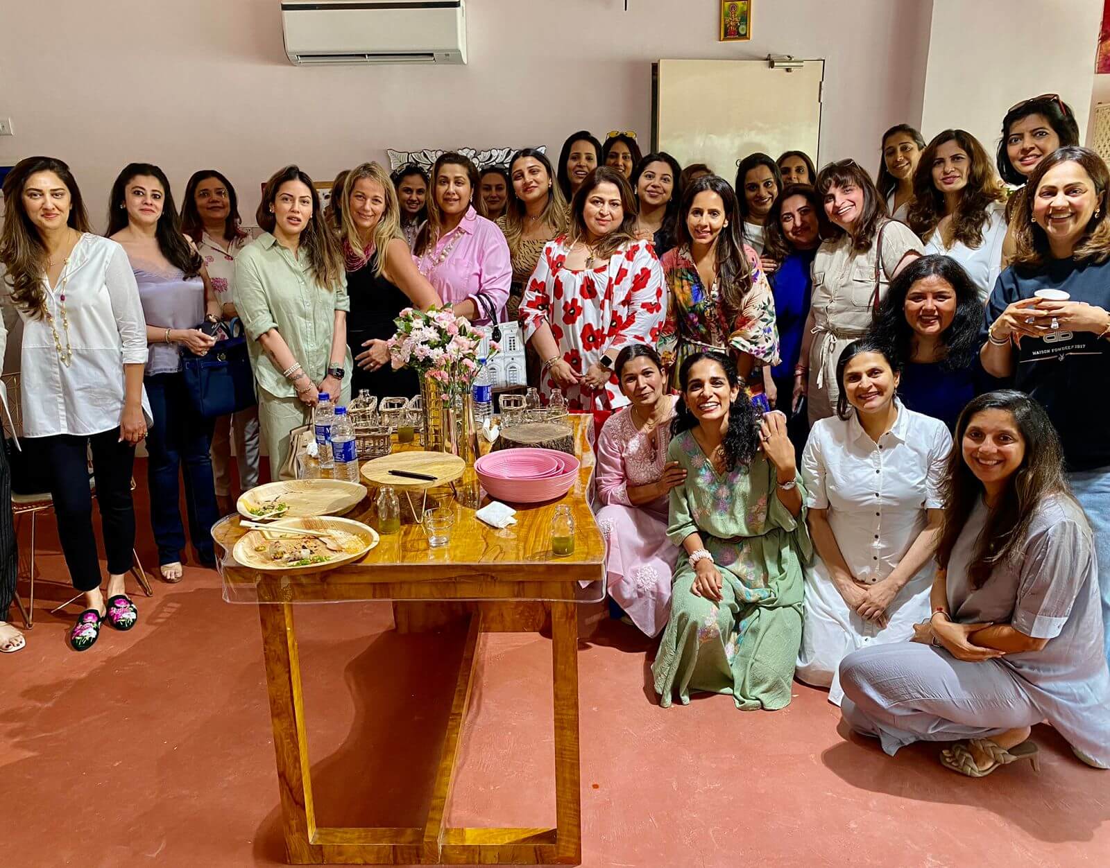 BOOKREADINGATAMERICANSCHOOLOFBOMBAY_c0mdc_1600