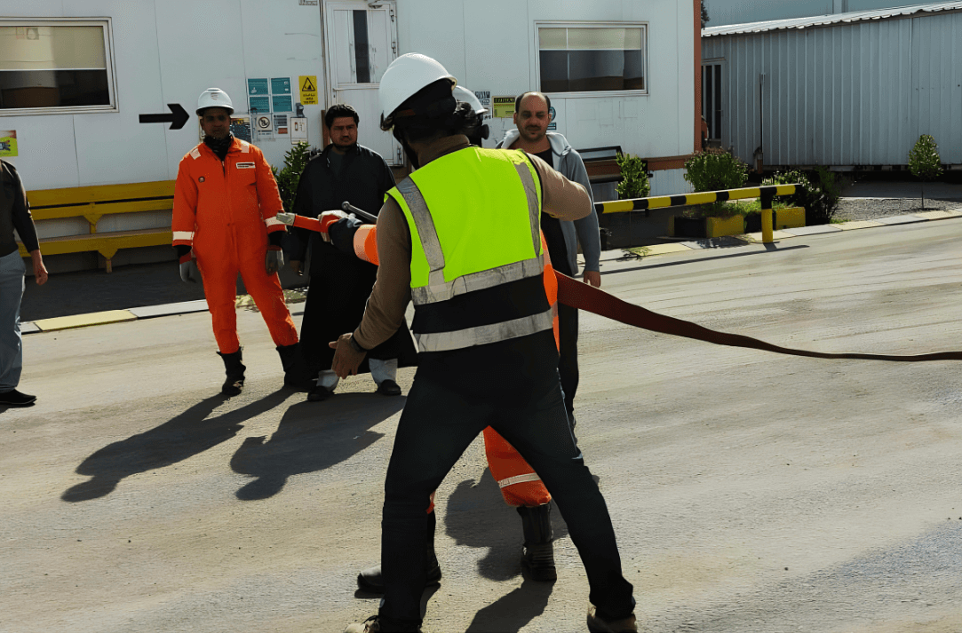 ConfinedSpaceSafety14_y3mjy_1083