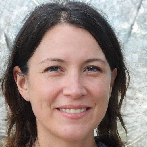 825540c15edc4af681bf07727fafc4c3_cymda_512