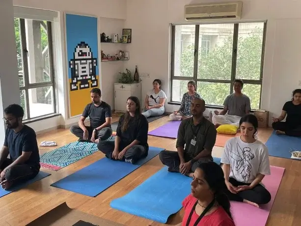 followupzeux2400x1800f5050_a5nza_613