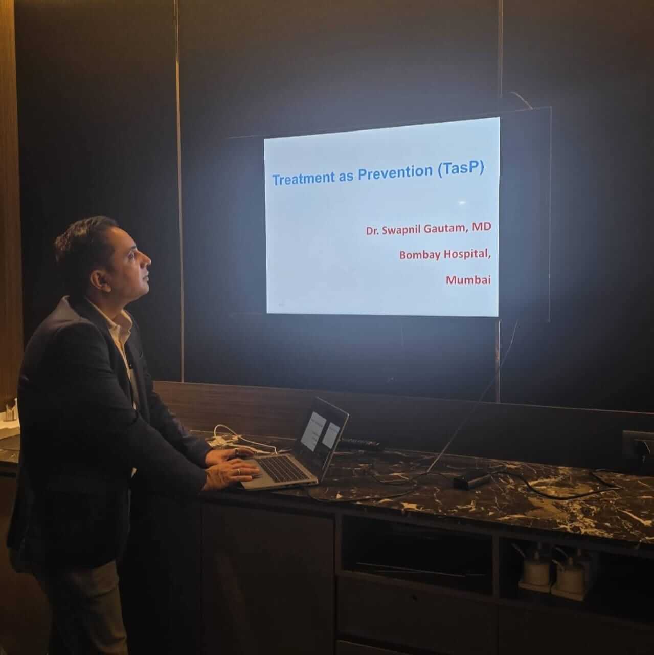 5f6c52686ec74d7784a718025d6fbd5d_1twk7_1279