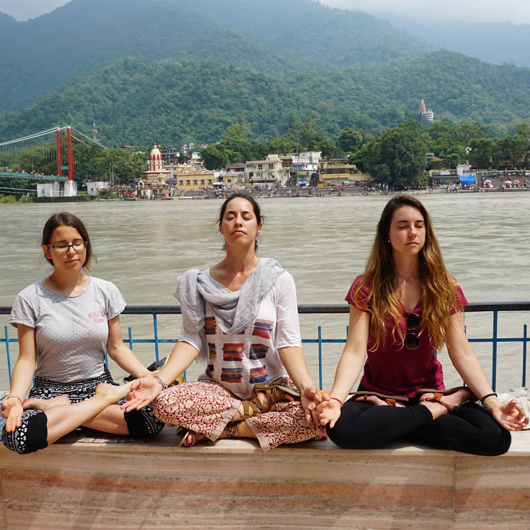 m3nzk_1080_mantrachanting1